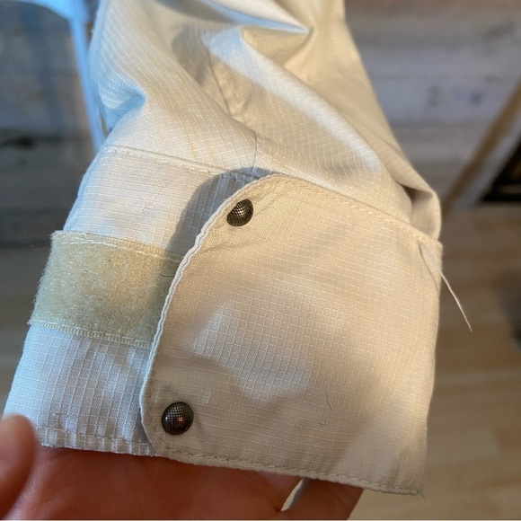 Columbia women’s  white‎ zip up hooded jacket in size x-small - Picture 10 of 13